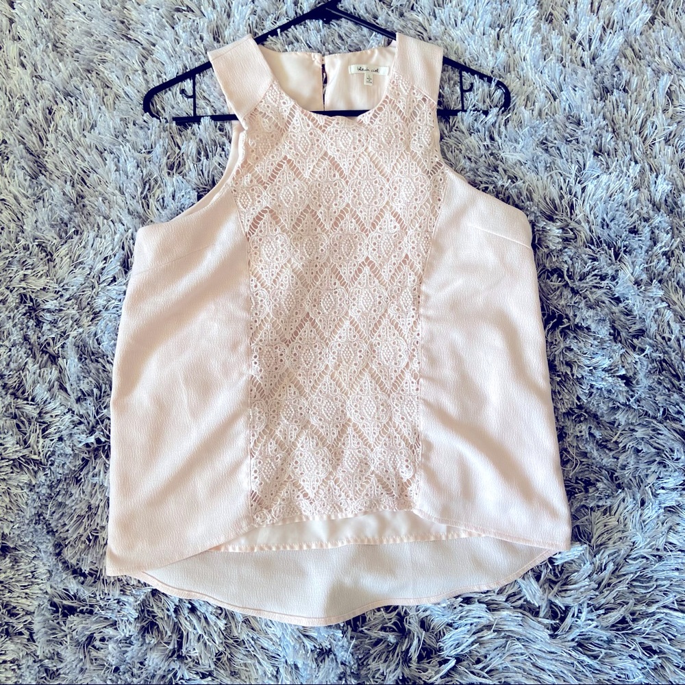 Lace detail tank top peach colored fully lined large
